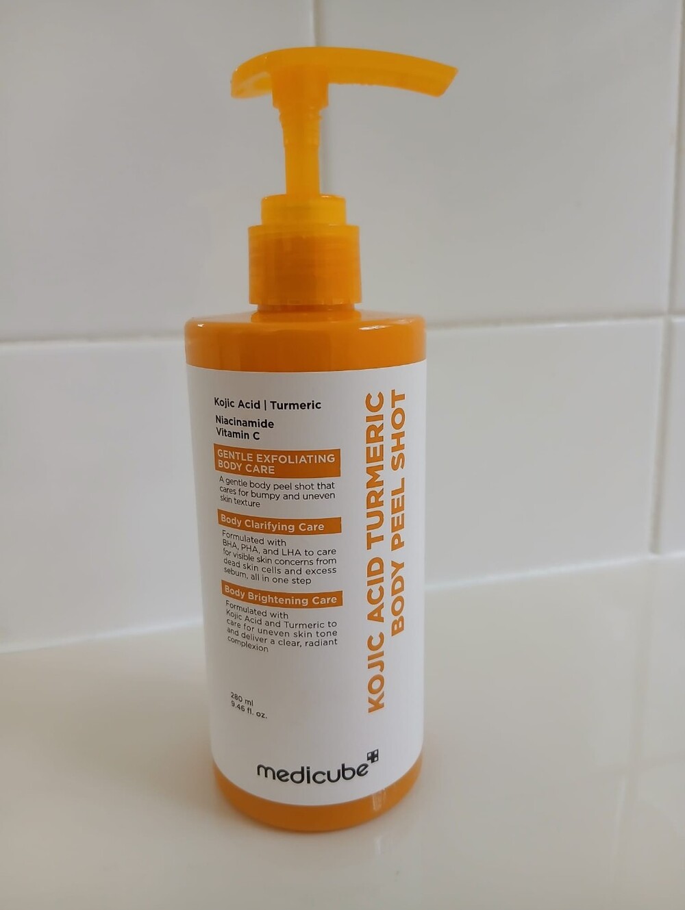 Medicube Kojic Acid And Turmeric Body Peel Shot